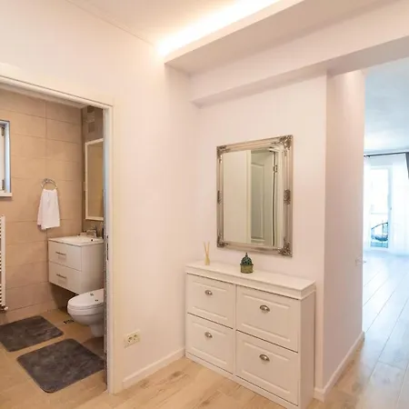 Reiss Mamaia Nord Apartment Năvodari