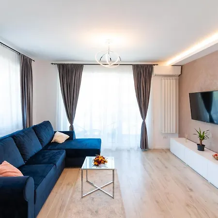Reiss Mamaia Nord *